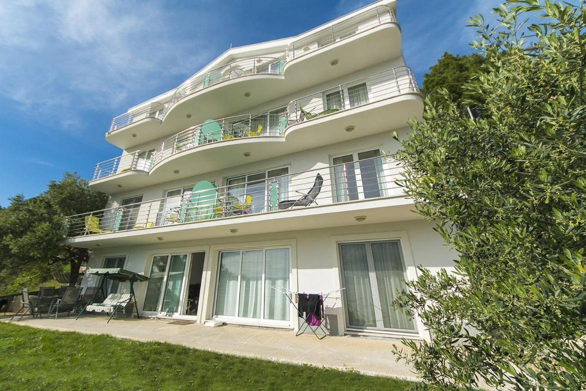 Villa Issea Brela Ngoại thất bức ảnh
