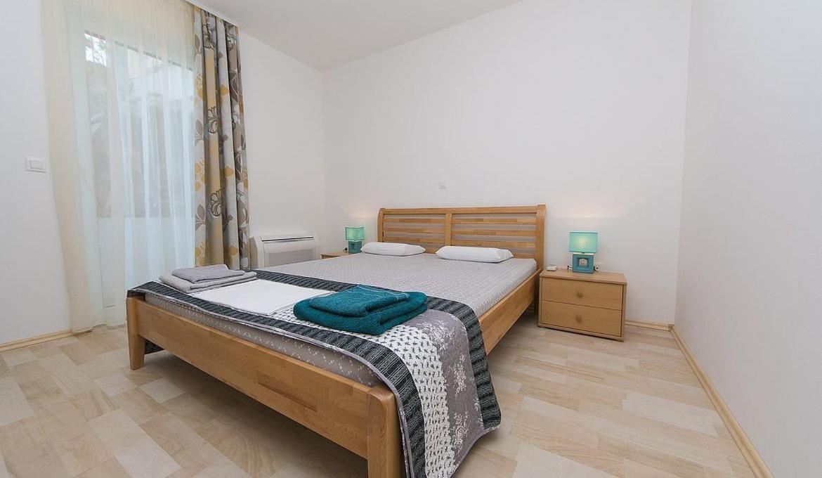 Villa Issea Brela Ngoại thất bức ảnh