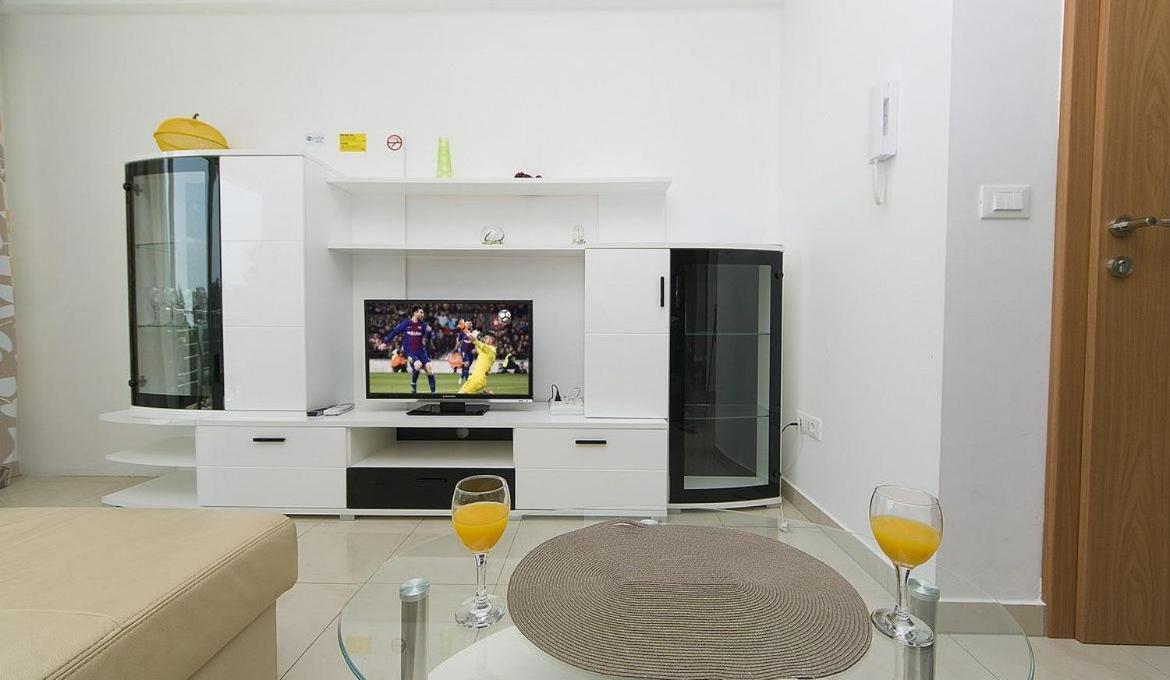Villa Issea Brela Ngoại thất bức ảnh