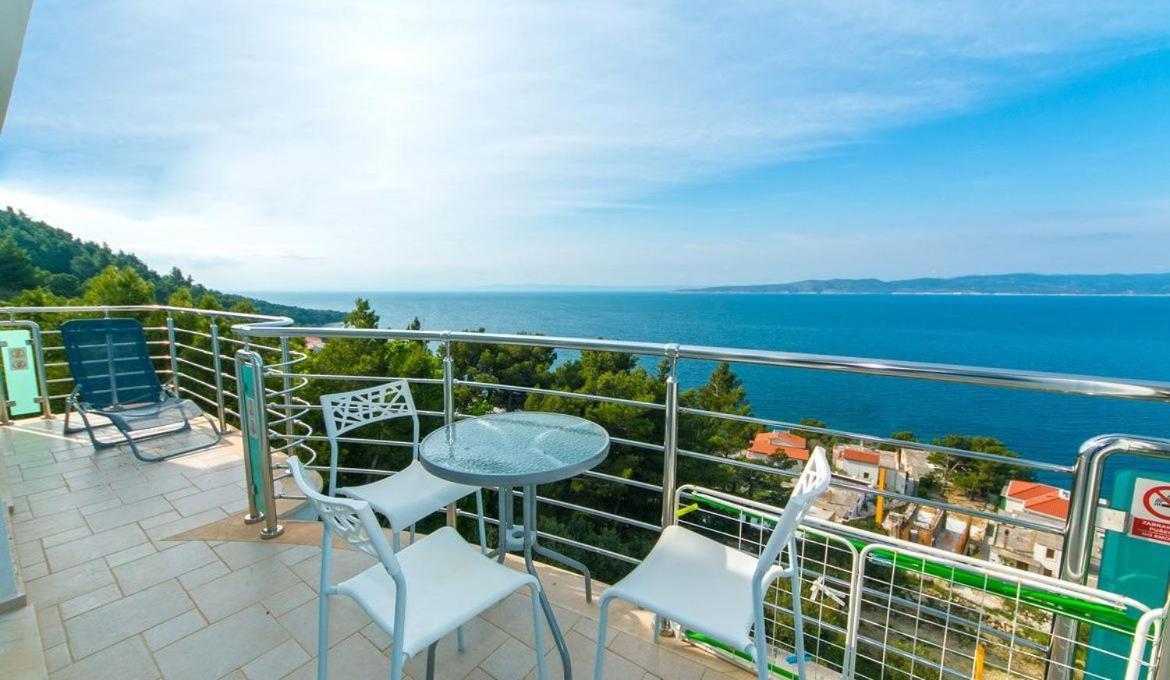 Villa Issea Brela Ngoại thất bức ảnh