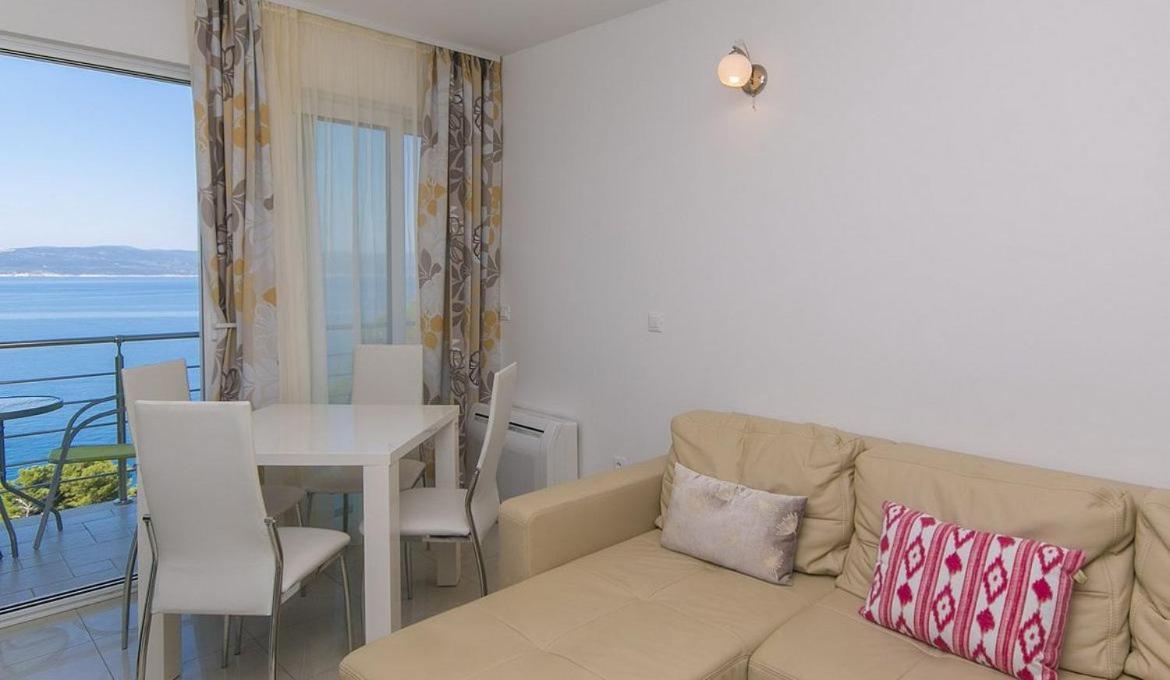 Villa Issea Brela Ngoại thất bức ảnh