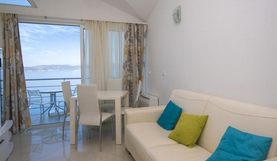 Villa Issea Brela Ngoại thất bức ảnh